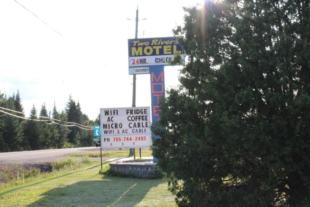 Two Rivers Motel Mattawa Zewnętrze zdjęcie