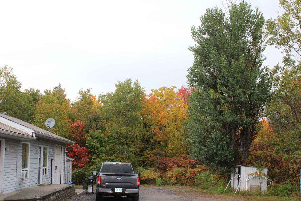 Two Rivers Motel Mattawa Zewnętrze zdjęcie